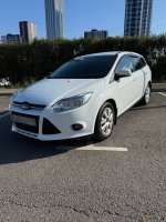 Ford Focus-1.jpg Ford Focus-1.jpg